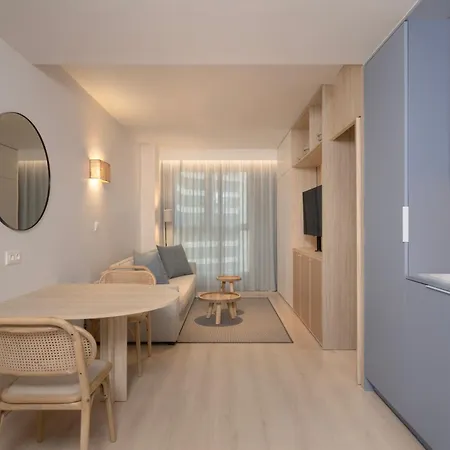 Staybridge & By Ihg Hotel