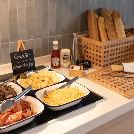 Staybridge & By Ihg Málaga