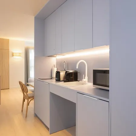 Апарт-отель Staybridge & By Ihg