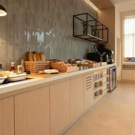 Aparthotel Staybridge & By Ihg 3*