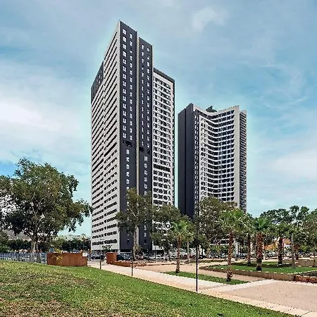 Staybridge & By Ihg 아파트호텔