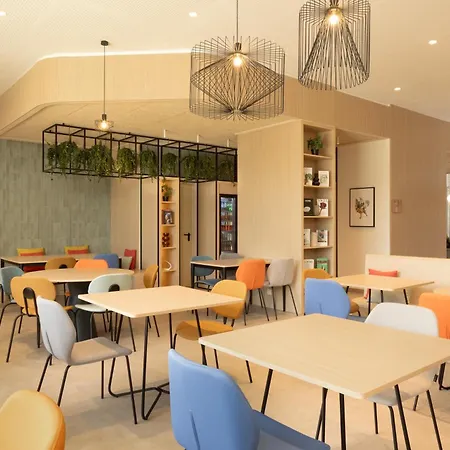 Hotel Staybridge & By Ihg